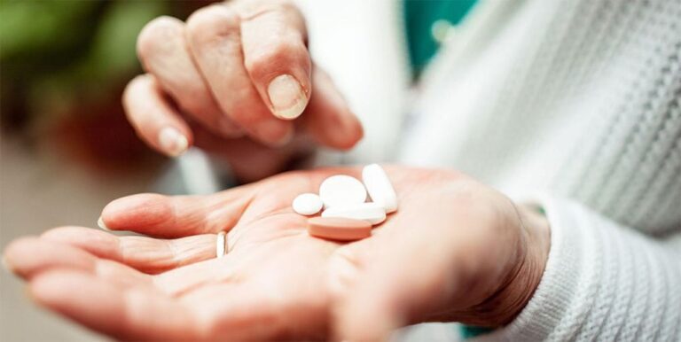 چگونه وابستگی به دیازپام را در خانه ترک کنیم؟ راهنمای گام‌به‌گام